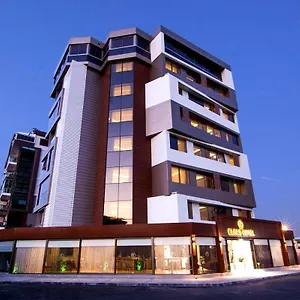 Отель Majura Business